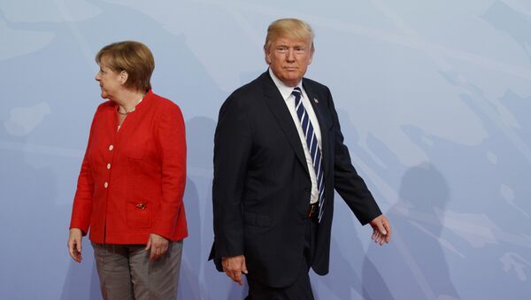 Ангела Меркель и Дональд Трамп на саммите G20 в Гамбурге. Архивное фото - Sputnik Moldova-România