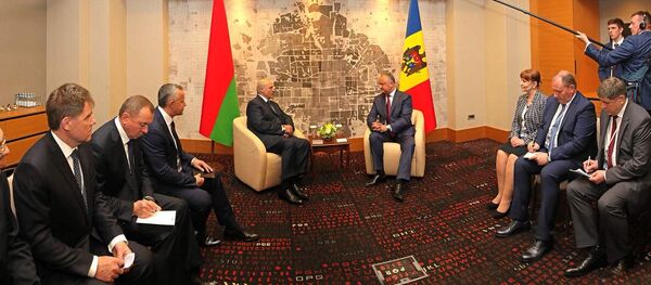Президент Молдовы Игорь Додон провел встречу с белорусским лидером Александром Лукашенко - Sputnik Молдова