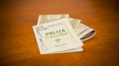 Медицинский полис полис медицина страхование Poliță de asigurare medicină 
