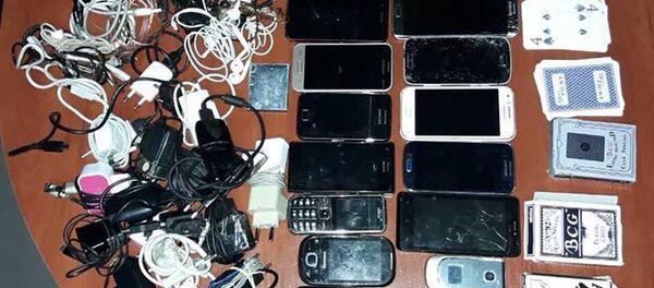 Obiecte confiscate în urma perchezițiilor la Penitenciarul nr.13-Chişinău - Sputnik Moldova