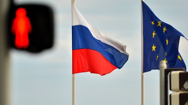 Флаги России и ЕС. Архивное фото. - Sputnik Молдова