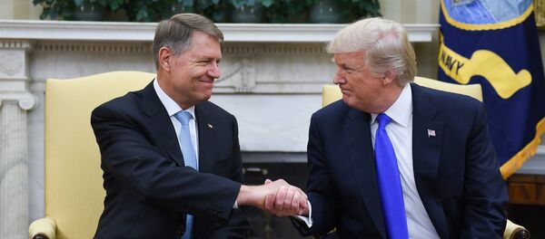 Klaus Iohannis și Donald Trump - Sputnik Moldova-România