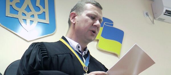 Херсонский суд арестовал журналиста Кирилла Вышинского Херсонский суд арестовал журналиста Кирилла Вышинского - Sputnik Молдова