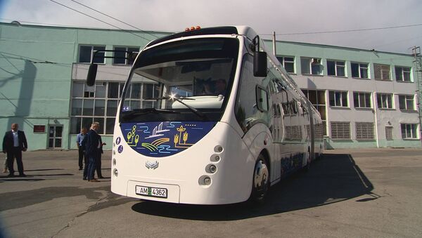Первый электробус в Кишиневе - Sputnik Молдова