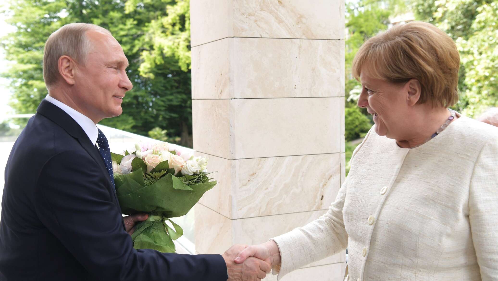 Путин И Меркель Милые Фото