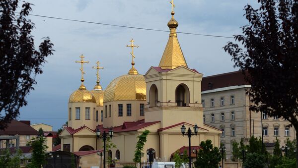 Боевики попытались захватить заложников в церкви в Грозном - Sputnik Moldova-România