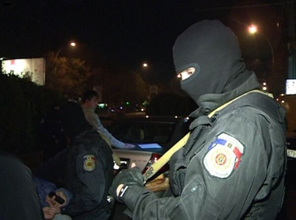 Poliția l-a reținut pe un bărbat bănuit de uciderea tinerii din Cricova Poliția l-a reținut pe un bărbat bănuit de uciderea tinerii din Cricova - Sputnik Moldova