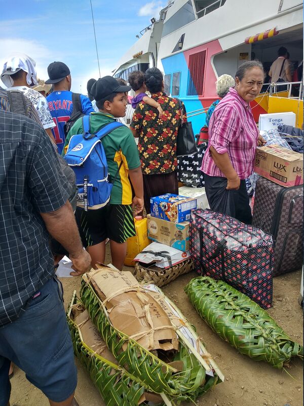 Тонга. Паромная переправа - Sputnik Молдова