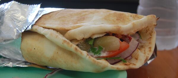 Шаурма, архивное фото Шаурма, архивное фото - Sputnik Moldova-România