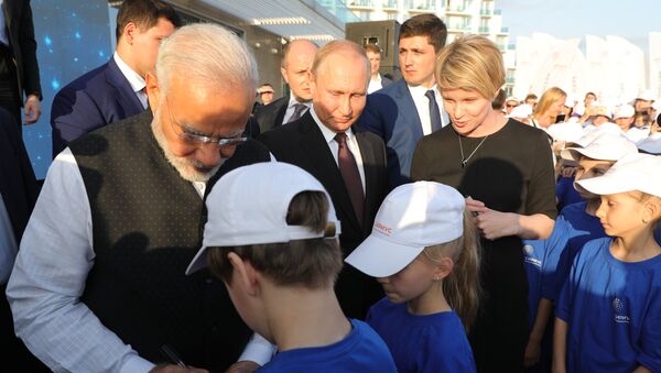 Встреча президента РФ В. Путина с премьер-министром Индии Н. Моди - Sputnik Moldova-România