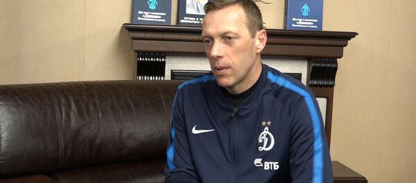 Роман Березовский о качествах вратаря и о юморе - Sputnik Молдова