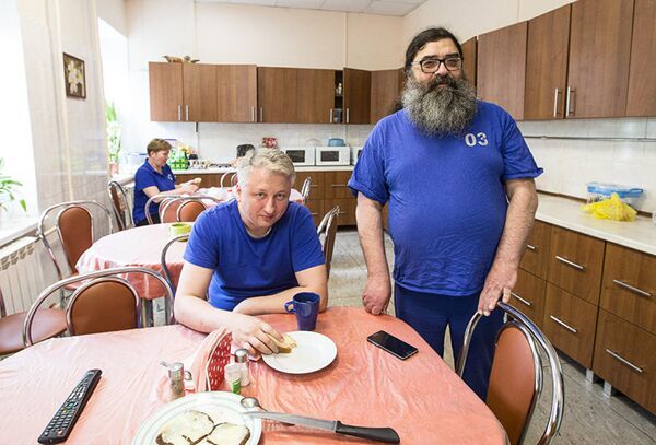 Врач первой подстанции московской скорой помощи, монах-реаниматолог иеромонах Феодорит (Сеньчуков) - Sputnik Молдова