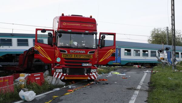 Tren deraiat în Italia - Sputnik Moldova-România