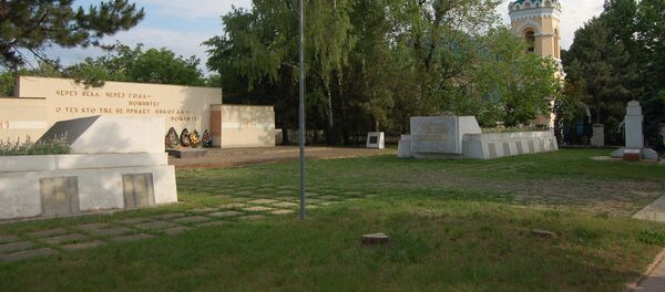 Мемориал Великой Отечественной войны в Унгенах Мемориал Великой Отечественной войны в Унгенах - Sputnik Молдова