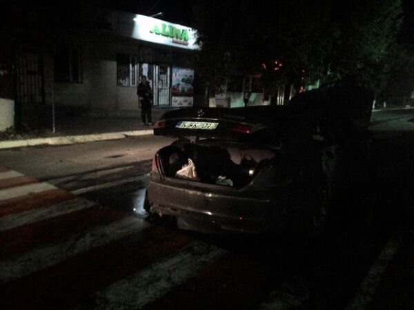 Загорелся автомобиль на выезде из Кишинева в сторону Ставчен - Sputnik Молдова