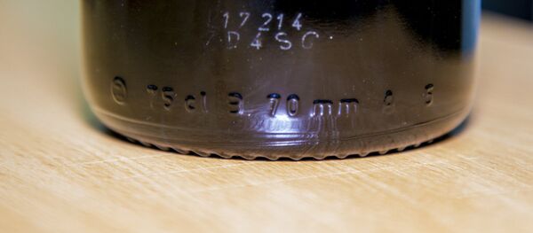 Sticlă cu vin Sticlă cu vin - Sputnik Moldova