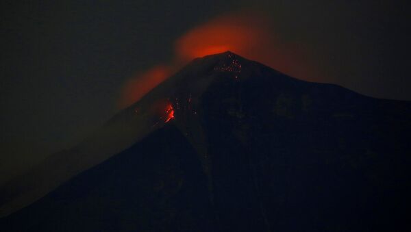 Извержение вулкана в Гватемале - Sputnik Молдова