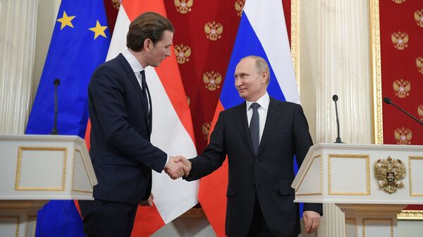 Президент РФ В. Путин встретился с канцлером Австрии С. Курцем - Sputnik Moldova-România