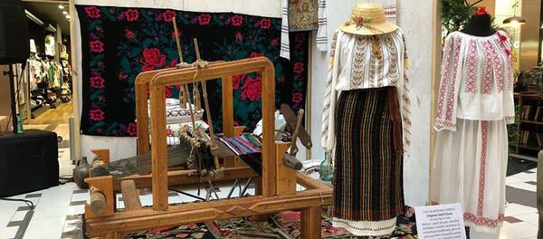 Expoziție de costume populare - Sputnik Moldova-România
