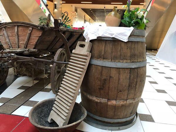 Expoziție de costume populare - Sputnik Moldova