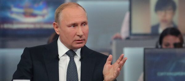 Прямая линия с президентом России Владимиром Путиным - Sputnik Moldova