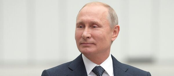 Прямая линия с президентом России Владимиром Путиным - Sputnik Молдова