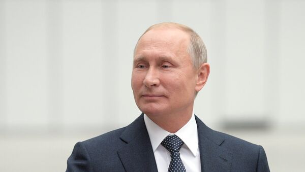 Прямая линия с президентом России Владимиром Путиным - Sputnik Молдова