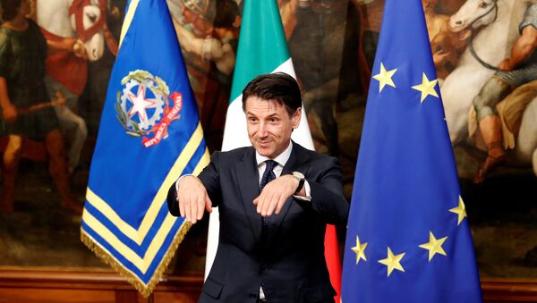 Der italienische Ministerpräsident Giuseppe Conte - Sputnik Moldova-România