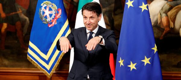 Der italienische Ministerpräsident Giuseppe Conte - Sputnik Moldova-România