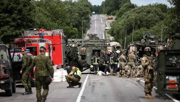 Авария с бронетранспортерами НАТО в Литве - Sputnik Молдова