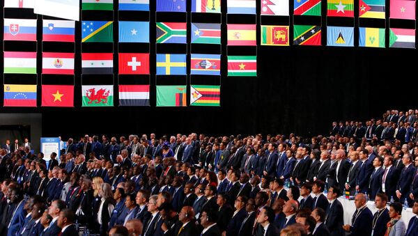 Participants of the 68th FIFA Congress observe a minute of silence in memory of delegates, who recently passed away, in Moscow, Russia June 13, 2018. - Sputnik Moldova-România