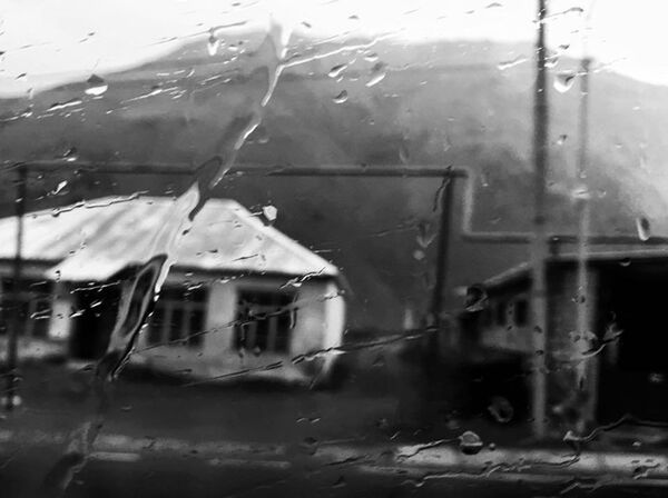 Одна из фотографий Максима Змеева. С наступлением сумерек мир фотографа окрашивается в серые тона Одна из фотографий Максима Змеева. С наступлением сумерек мир фотографа окрашивается в серые тона - Sputnik Молдова