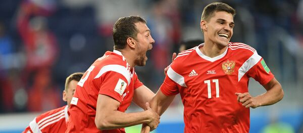 Сборная России празднует гол в ворота Египта на ЧМ-2018 - Sputnik Молдова