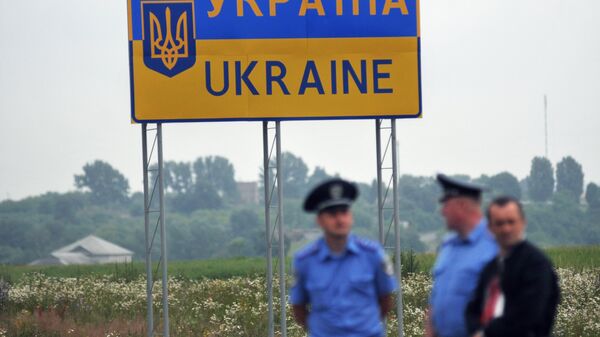 Международный пункт пропуска на украинской границе - Sputnik Молдова