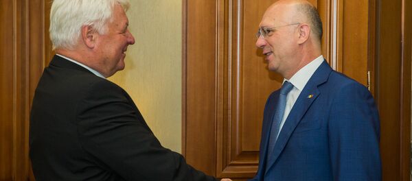 Întrevederea premierului Pavel Filip cu vicepreședintele Gazprom, Valerii Golubev - Sputnik Moldova