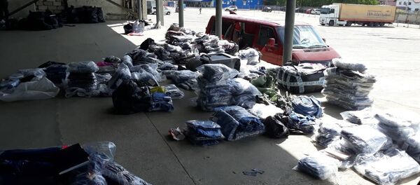 Contrabandă cu mărfuri de larg consum Contrabandă cu mărfuri de larg consum - Sputnik Moldova