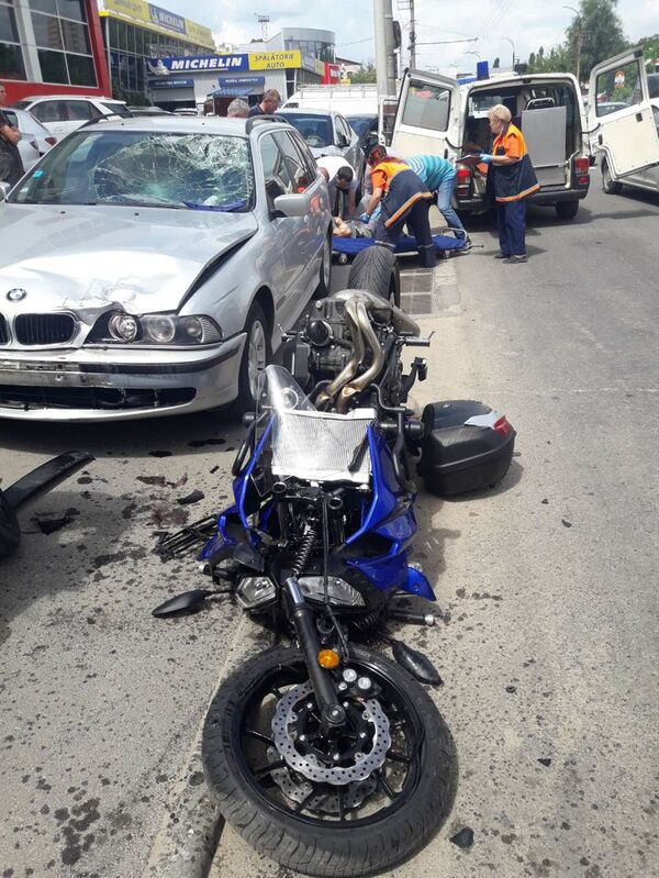 Accident de circulație cu implicarea unui motociclist pe str. Petricani din Chișinău Accident de circulație cu implicarea unui motociclist pe str. Petricani din Chișinău - Sputnik Moldova