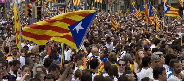 Partidarios de la independencia de Cataluña en Barcelona - Sputnik Moldova-România