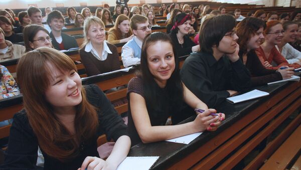 Студенты педагогического государственного университета - Sputnik Молдова