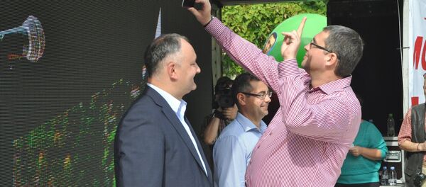 Протест Додон Усатый - Sputnik Moldova