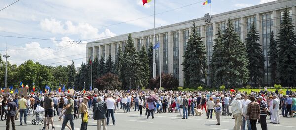 Протесты в центре Кишинева Протесты в центре Кишинева - Sputnik Moldova-România