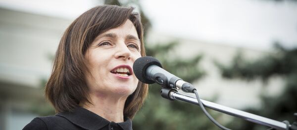 Лидер PAS Майя Санду на митинге в Кишиневе Лидер PAS Майя Санду на митинге в Кишиневе - Sputnik Moldova