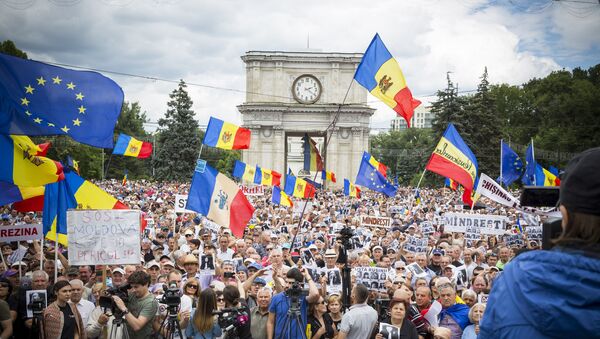 Протесты в Кишиневе 1 июля 2018 - Sputnik Moldova-România
