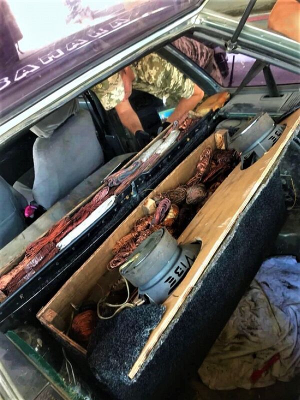 Гражданин Молдовы пытался провезти в Одессу 300 килограммов меди в легковушке - Sputnik Молдова