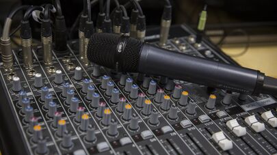 Микшерный пульт 