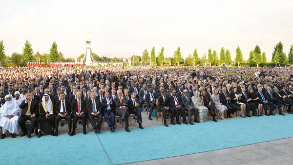 Премьер-министр РФ Д. Медведев и президент Молдовы Игорь Додон посетили Турцию для участия в церемонии инаугурации президента Р. Эрдогана - Sputnik Moldova
