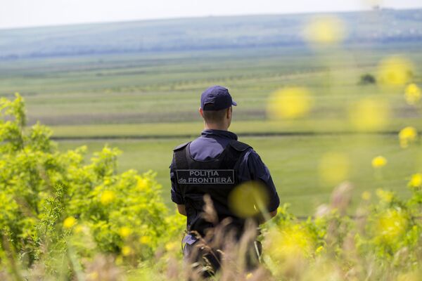La frontieră este nevoie de vigilenţă sporită: nici nu ştii când pot apărea infractorii - Sputnik Moldova