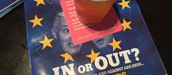 Brexit themed beermats and magazines in JD Wetherspoon's pub, Edinburgh, Scotland. Brexit themed beermats and magazines in JD Wetherspoon's pub, Edinburgh, Scotland. - Sputnik Moldova-România