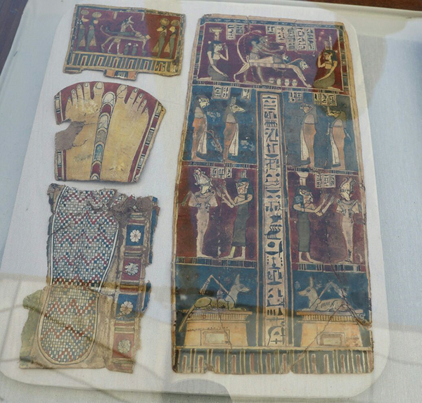 Ткани, покрытые инструкциями по мумификации - Sputnik Молдова