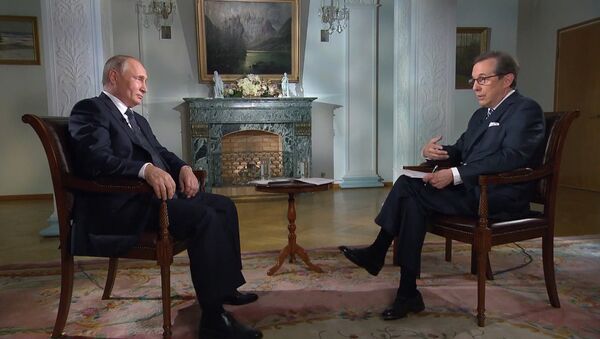 Фрагменты из интервью Путина телеканалу FOX - Sputnik Молдова